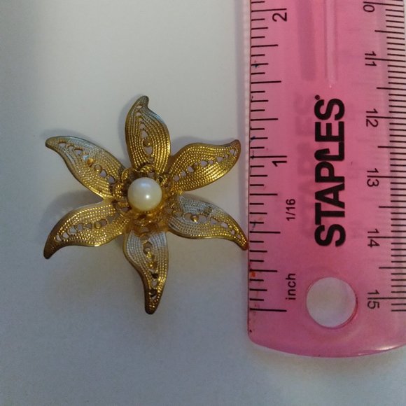 Vintage Sea Star Brooch - Picture 2 of 4